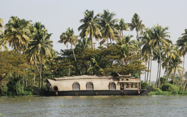 Hausboot in den Backwaters von Kerala